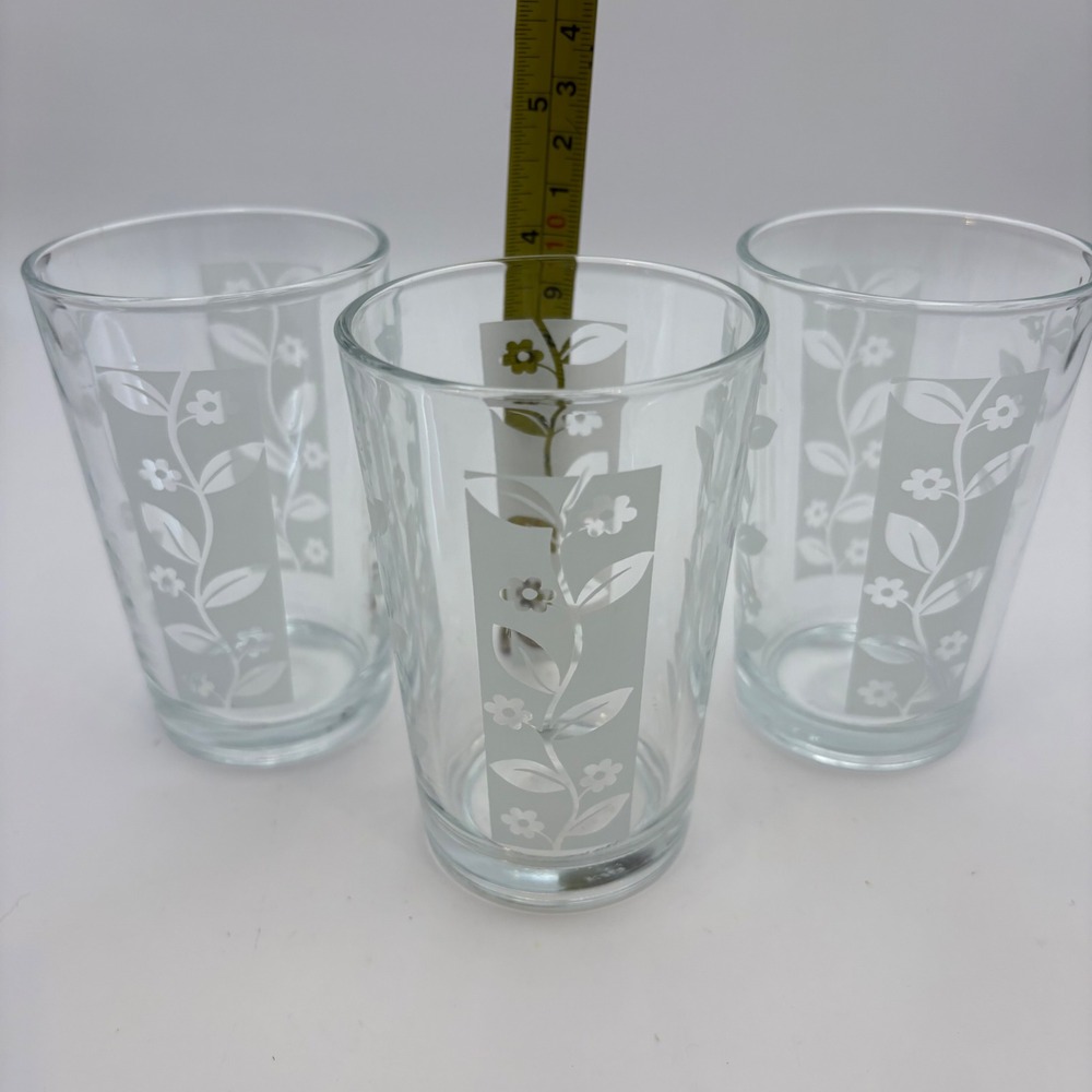 Vtg KIG Indonesia Frosted Floral Tumbler Drinking Glasses Set of 3 Leaves Floral